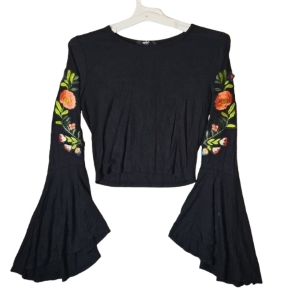 🎁 Floral Applique Bell Sleeves  Crop Top Papaya Applique On Sleeves Women M